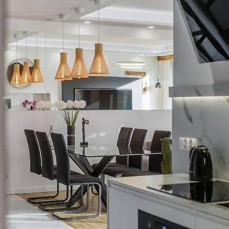 Mountainbase - Widokowy 1